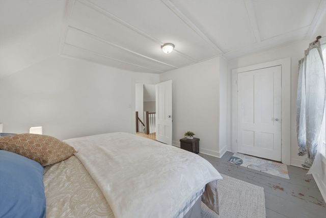 50 Webster St, Lynn, MA 01902