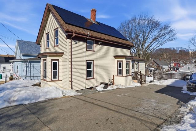 50 Webster St, Lynn, MA 01902