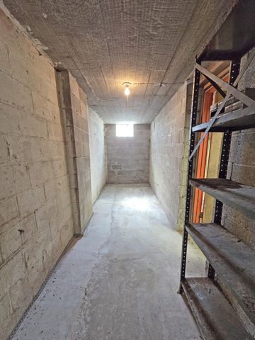 8226 Kooy Drive, Munster, IN 46321