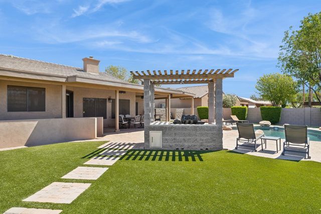 9033 W Patrick Lane, Peoria, AZ 85383