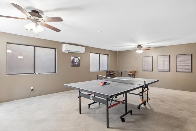 9033 W Patrick Lane, Peoria, AZ 85383
