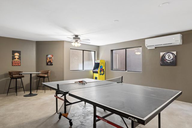 9033 W Patrick Lane, Peoria, AZ 85383
