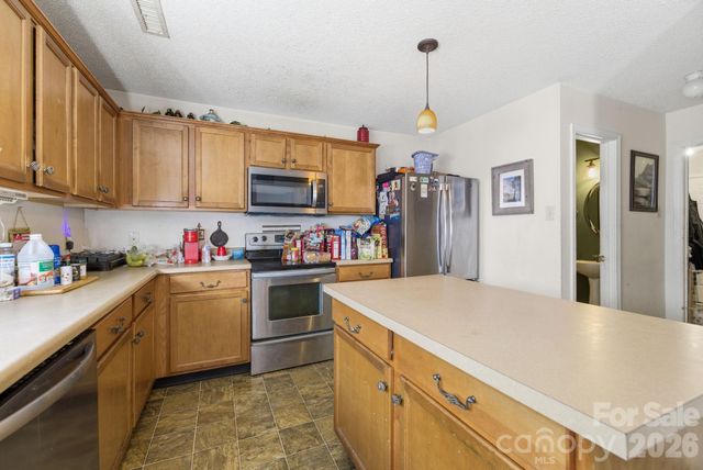 2028 Harrison Park Drive, Waxhaw, NC 28173