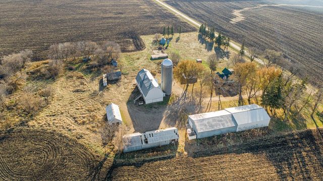 21503 Canby Ave, Faribault, MN 55021