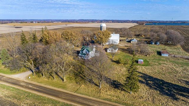 21503 Canby Ave, Faribault, MN 55021