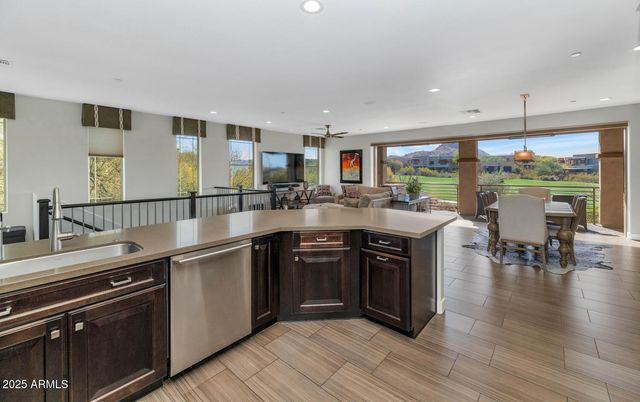 10260 E WHITE FEATHER Lane 2050, Scottsdale, AZ 85262