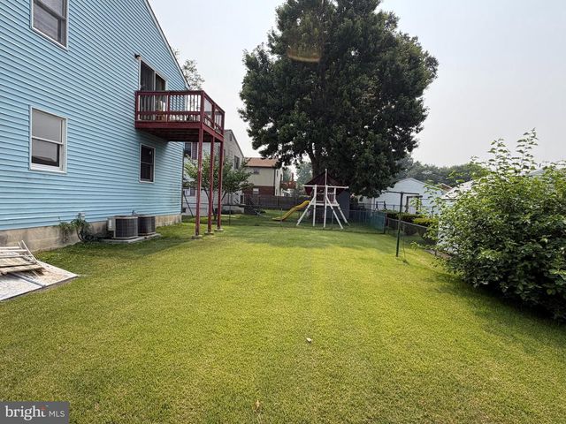 233 MOHICAN, Essington, PA 19029