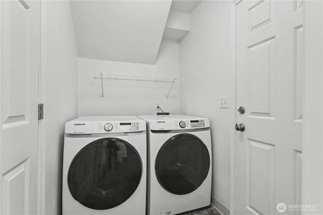 1712 SE Solomon Loop, Vancouver, WA 98683