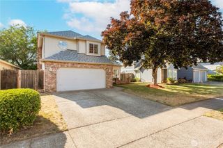 1712 SE Solomon Loop, Vancouver, WA 98683