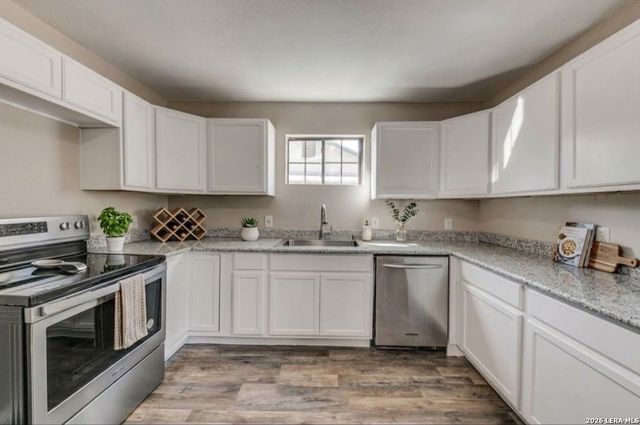 142 SARGENT ST, San Antonio, TX 78210
