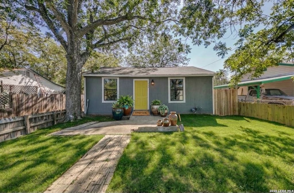 142 SARGENT ST, San Antonio, TX 78210