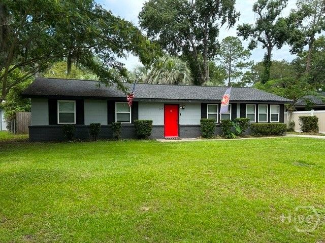 37 Silverstone Circle, Savannah, GA 31406
