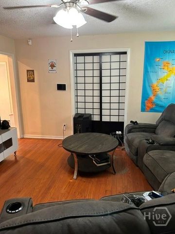 37 Silverstone Circle, Savannah, GA 31406