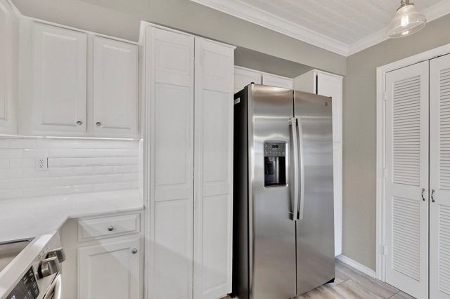 6437 Cedar Hollow Drive, Dallas, TX 75248