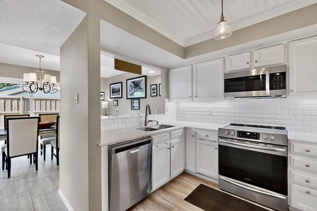 6437 Cedar Hollow Drive, Dallas, TX 75248