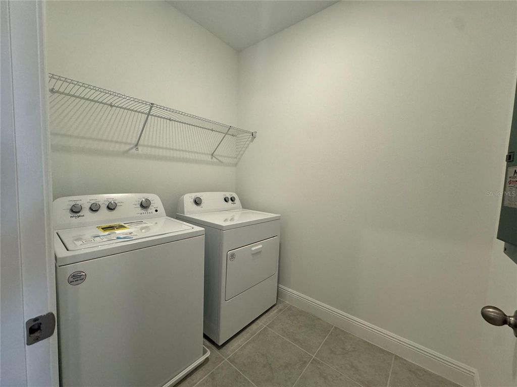 Image 18 of property listing at 16333 HAMLIN HILLS ROAD, Winter Garden, FL 34787