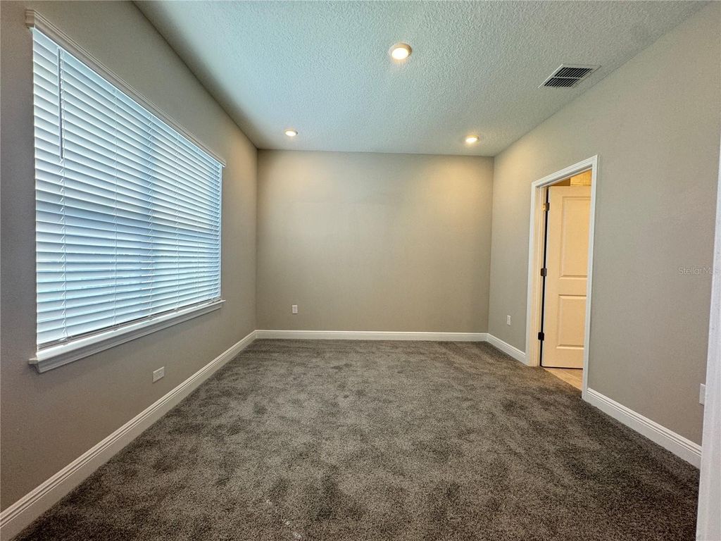 Image 31 of property listing at 16333 HAMLIN HILLS ROAD, Winter Garden, FL 34787