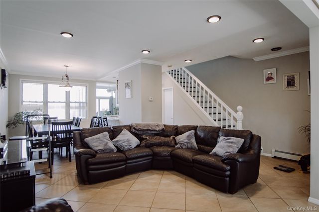 2315 FISH Avenue, Bronx, NY 10469