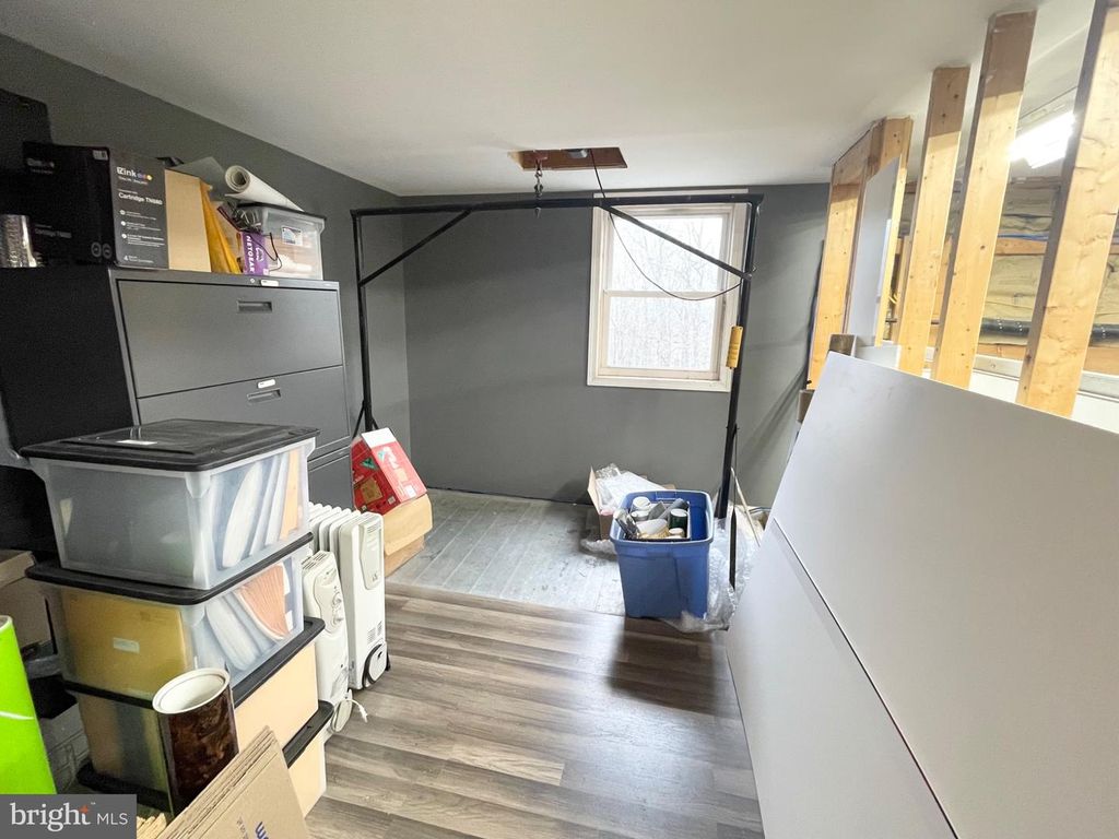 Image 14 of property listing at 12419 VALE SUMMIT RD SW, Frostburg, MD 21532