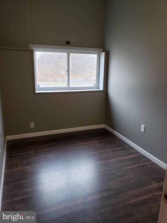 Image 31 of property listing at 12419 VALE SUMMIT RD SW, Frostburg, MD 21532