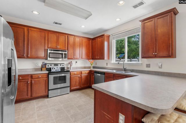 367 Charter Oak Court, Lexington, SC 29072