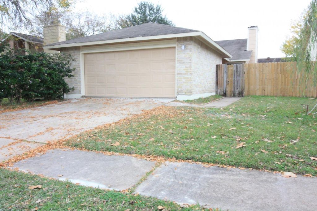 6338 Glenhagen Drive, Houston, TX 77084