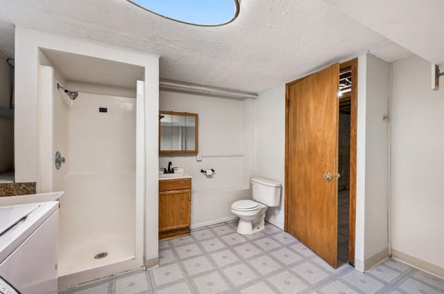 5400 80th Avenue N, Brooklyn Park, MN 55443