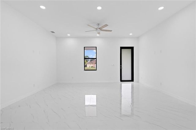 3101 Inez AVE S, Lehigh Acres, FL 33976