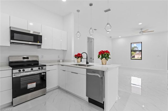 3101 Inez AVE S, Lehigh Acres, FL 33976