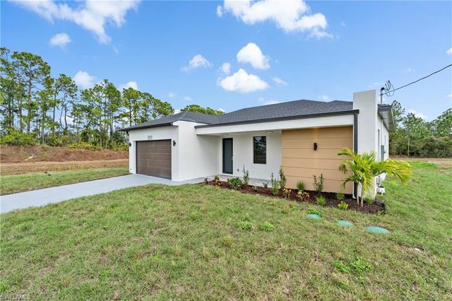 3101 Inez AVE S, Lehigh Acres, FL 33976
