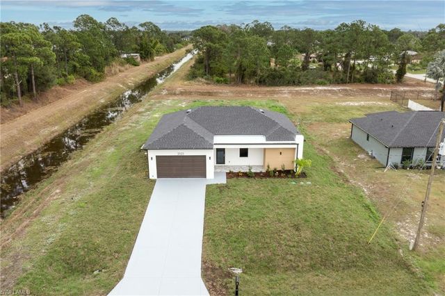 3101 Inez AVE S, Lehigh Acres, FL 33976