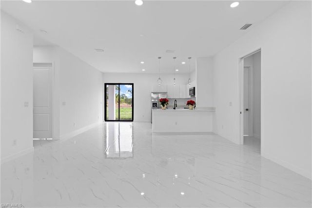 3101 Inez AVE S, Lehigh Acres, FL 33976