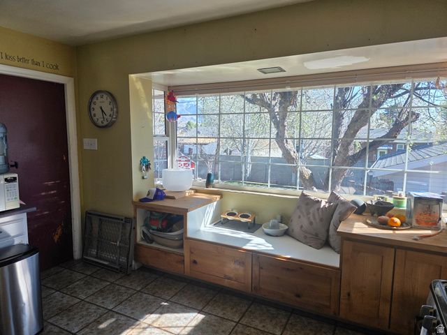 1860 E NORTHWOODSIDE DR, Holladay, UT 84124