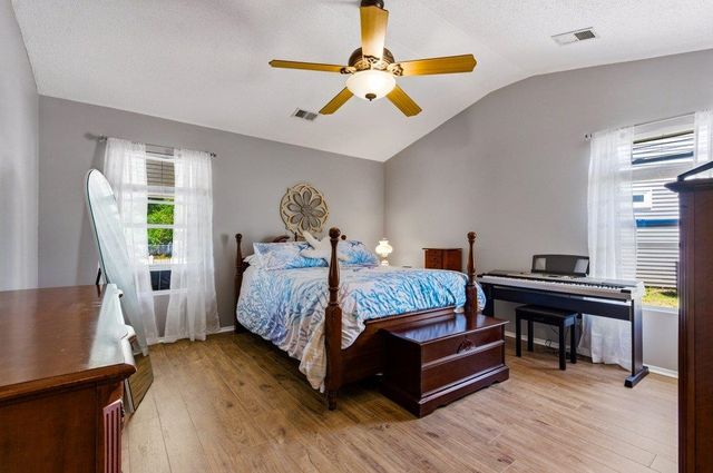 642 Oakhurst Dr., Myrtle Beach, SC 29579