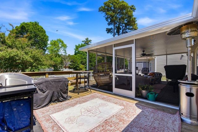 642 Oakhurst Dr., Myrtle Beach, SC 29579