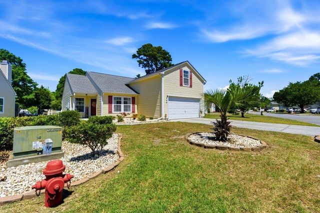 642 Oakhurst Dr., Myrtle Beach, SC 29579