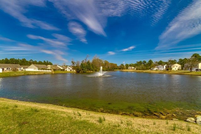 642 Oakhurst Dr., Myrtle Beach, SC 29579