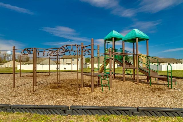 642 Oakhurst Dr., Myrtle Beach, SC 29579