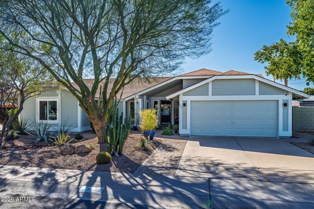 1849 W CALLE DEL NORTE --, Chandler, AZ 85224