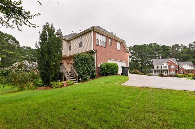 233 Thorn Berry Way, Conyers, GA 30094