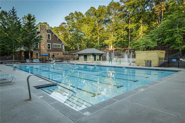 10 Knollwood Court, Dawsonville, GA 30534