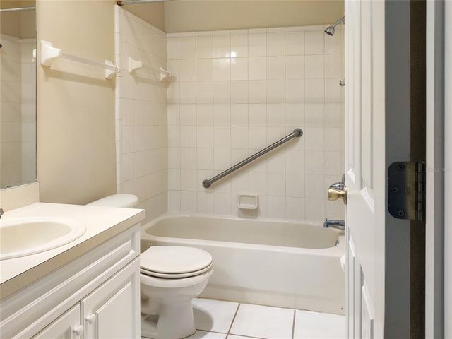 4806 NW 77TH ROAD, Gainesville, FL 32653