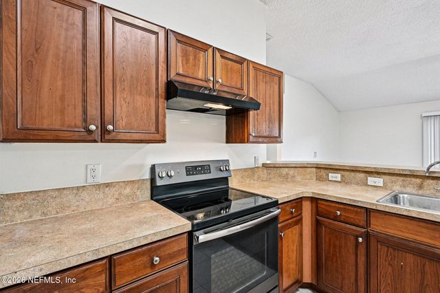 14221 SEA EAGLE Drive, Jacksonville, FL 32226