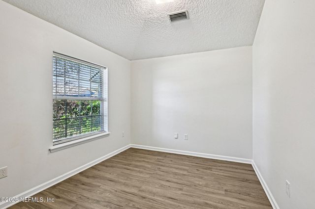 14221 SEA EAGLE Drive, Jacksonville, FL 32226
