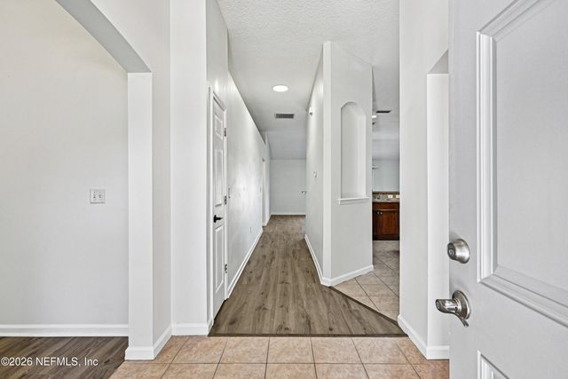 14221 SEA EAGLE Drive, Jacksonville, FL 32226
