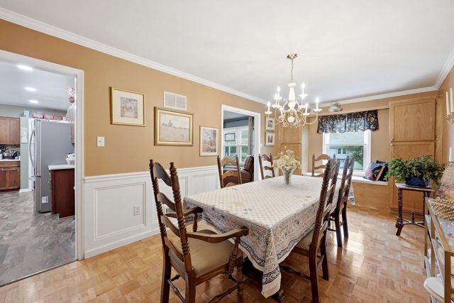11 ASHLAWN CT, Front Royal, VA 22630