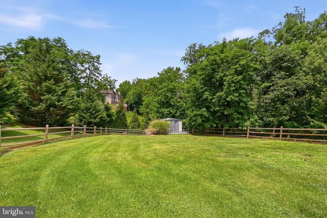 11 ASHLAWN CT, Front Royal, VA 22630