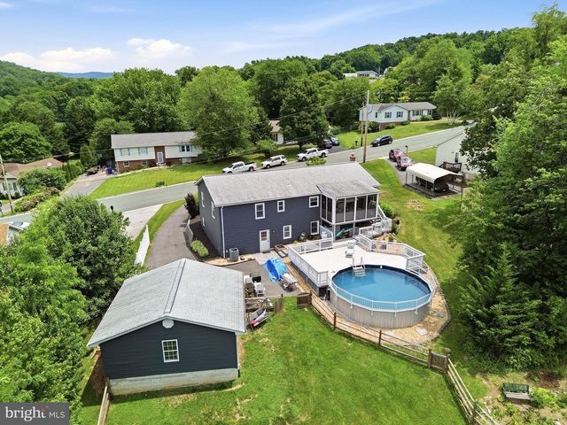11 ASHLAWN CT, Front Royal, VA 22630