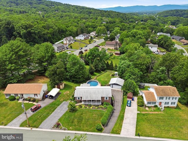11 ASHLAWN CT, Front Royal, VA 22630