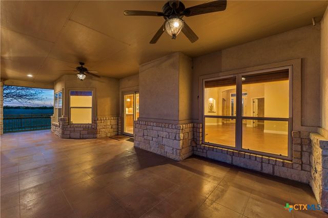 301 County Road 253, Bertram, TX 78605